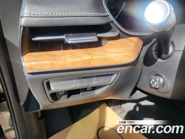 Genesis G80 2022 thumb 10