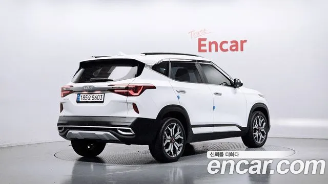 Kia Seltos 2021 thumb 2