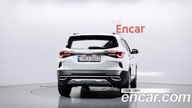 Kia Seltos 2021 thumb 4
