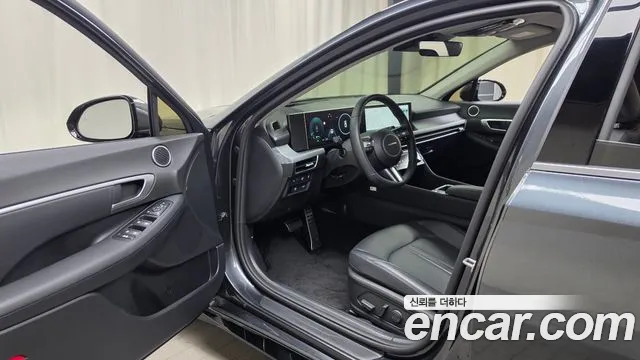 Hyundai Sonata 2025 thumb 9