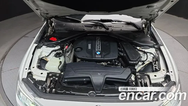 BMW 1-Series 2013 thumb 6