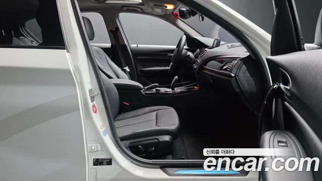 BMW 1-Series 2013 thumb 11