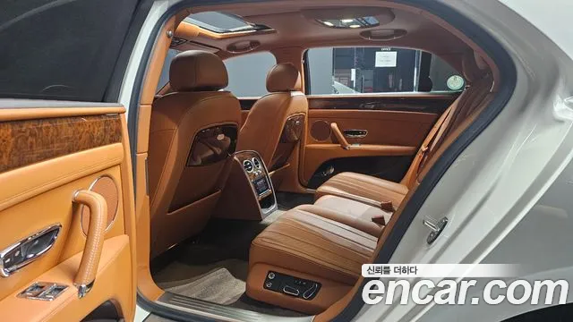 Bentley Flying Spur 2014 thumb 12