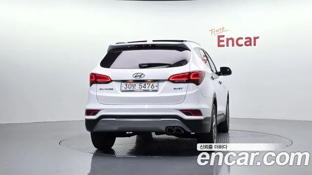 Hyundai Santa Fe 2015 thumb 3
