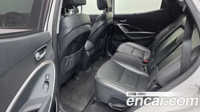 Hyundai Santa Fe 2015 thumb 11