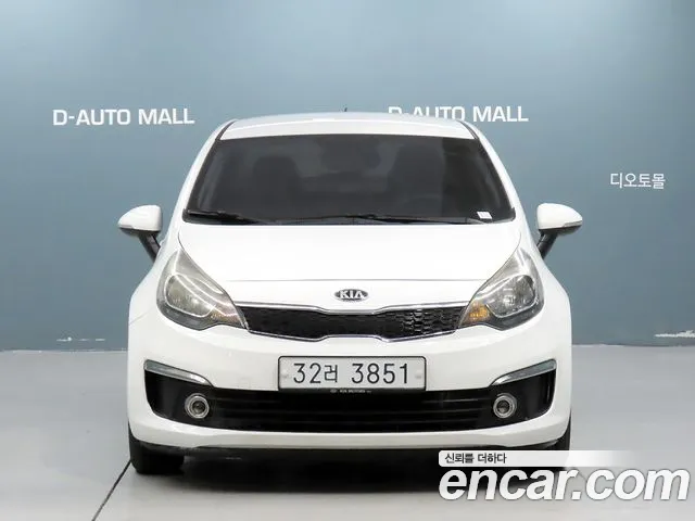 Kia Pride 2015 thumb 3