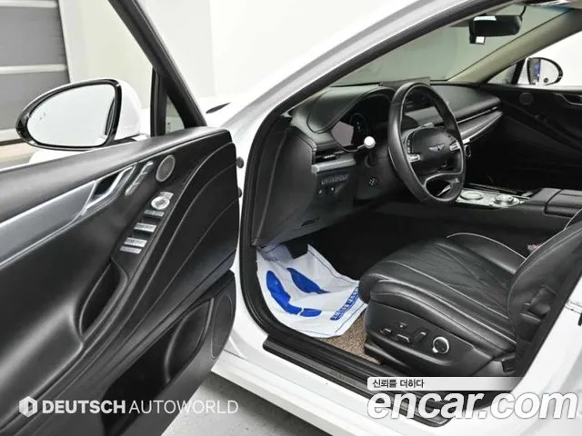 Genesis G80 2021 thumb 10