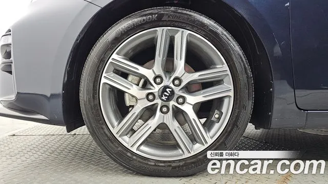 Kia K3 2019 thumb 5