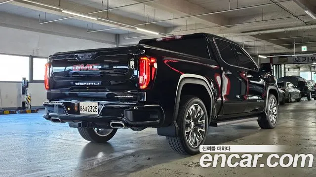 GMC Sierra 2026 thumb 2