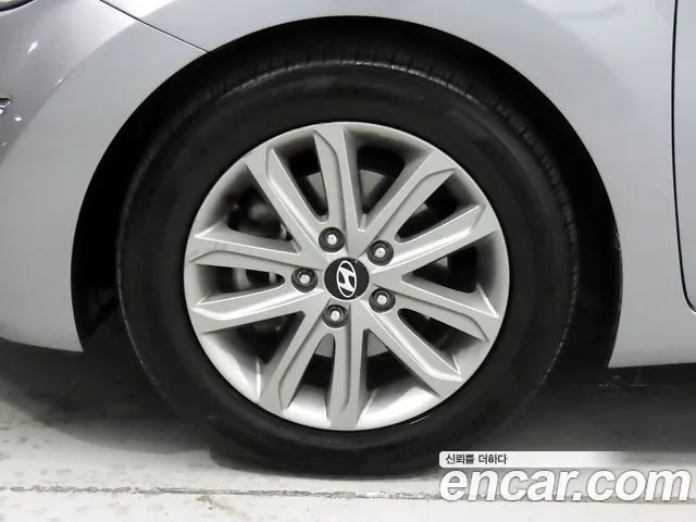 Hyundai Avante 2014 thumb 5