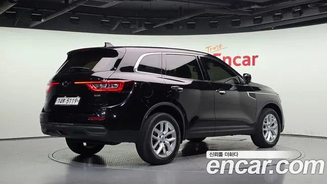 Renault-KoreaSamsung Koleos 2018 thumb 2