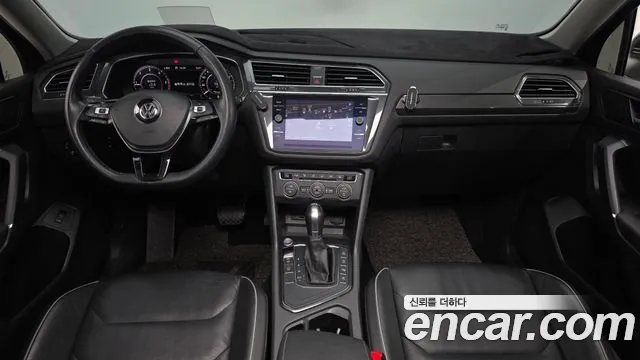 Volkswagen Tiguan 2018 thumb 7