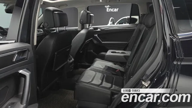 Volkswagen Tiguan 2018 thumb 11