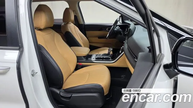 Kia Carnival 2023 thumb 10