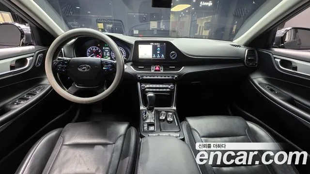 Hyundai Grandeur 2017 thumb 7