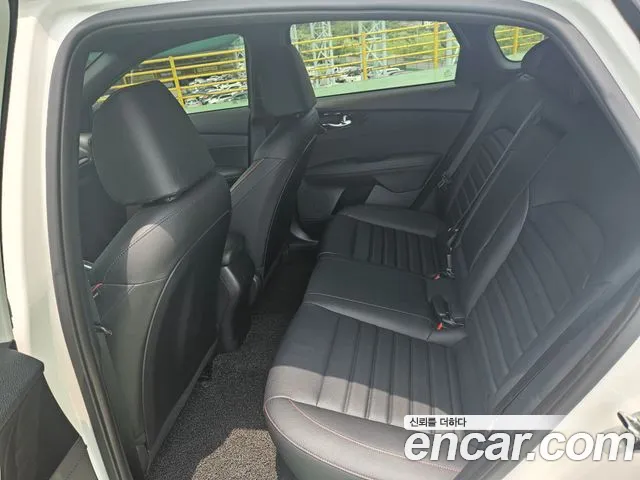 Kia K3 2019 thumb 10