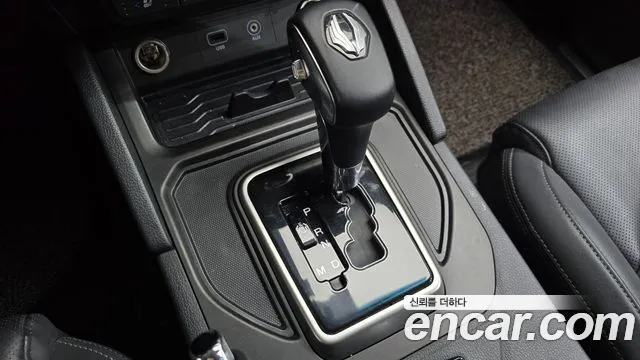 KG_Mobility_Ssangyong Rexton 2019 thumb 9