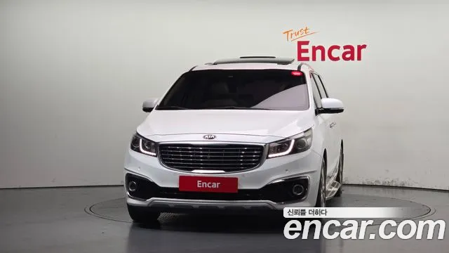 Kia Carnival 2015 thumb 3