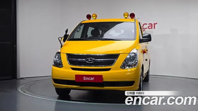 Hyundai Starex 2014 thumb 3