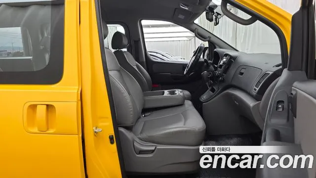 Hyundai Starex 2014 thumb 11