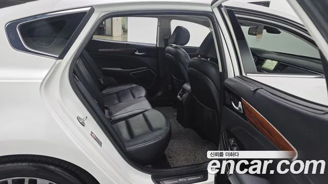 Kia K7 2016 thumb 11