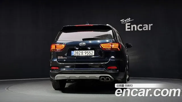 Kia Sorento 2017 thumb 4