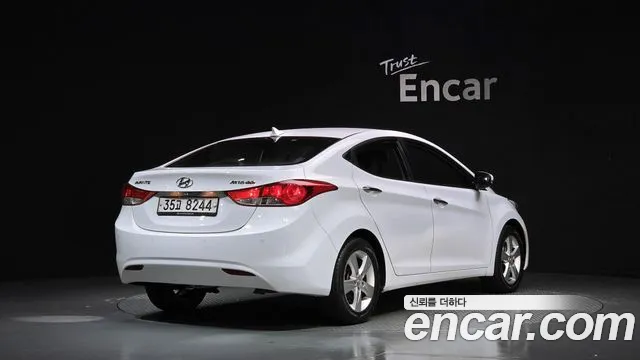 Hyundai Avante 2011 thumb 2