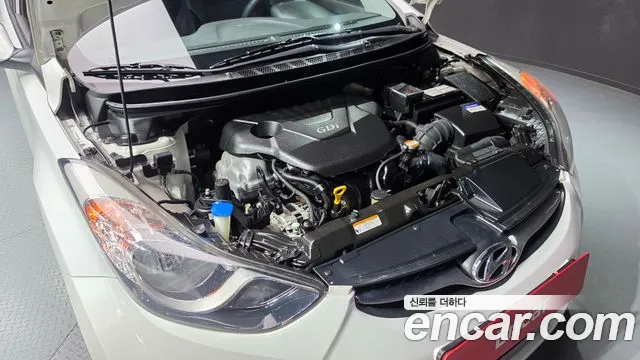 Hyundai Avante 2011 thumb 6