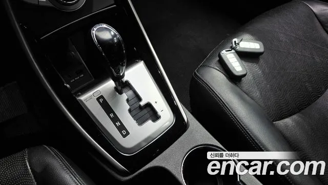 Hyundai Avante 2011 thumb 9