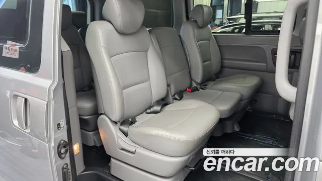 Hyundai Starex 2020 thumb 12