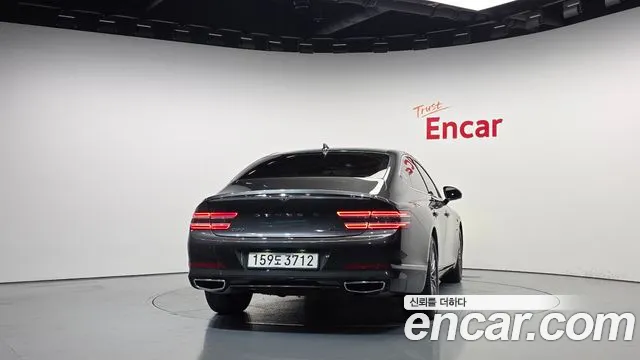 Genesis G80 2022 thumb 4
