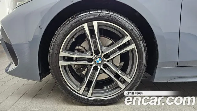 BMW 1-Series 2021 thumb 5