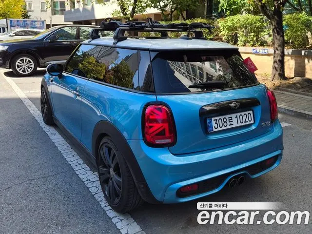 MINI Hatch 2015 thumb 4
