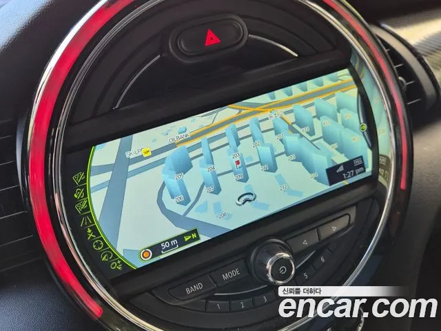 MINI Hatch 2015 thumb 10