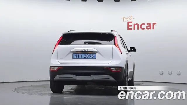 Kia Niro 2022 thumb 4