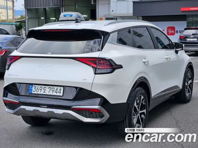 Kia Sportage 2023 thumb 4
