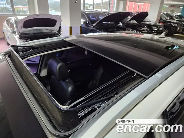 Kia Sorento 2015 thumb 10