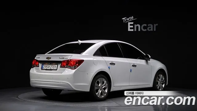 ChevroletGMDaewoo Cruze 2014 thumb 2