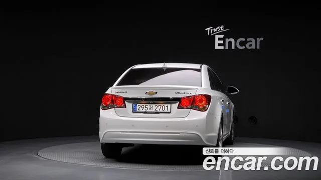 ChevroletGMDaewoo Cruze 2014 thumb 4