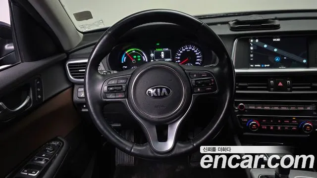 Kia K5 2017 thumb 12