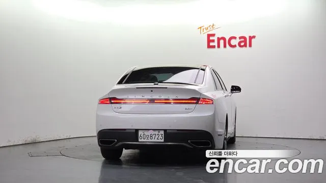 Lincoln MKZ 2018 thumb 4