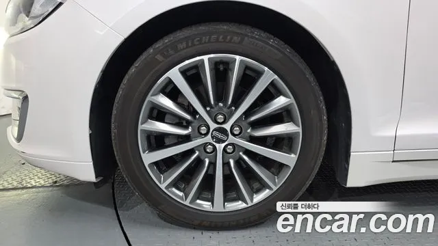 Lincoln MKZ 2018 thumb 5