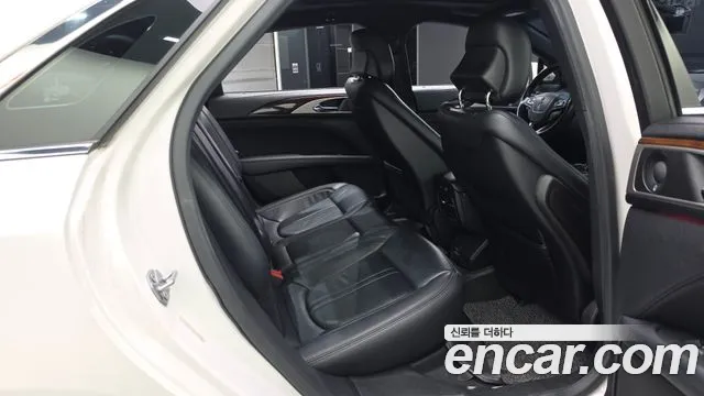 Lincoln MKZ 2018 thumb 12