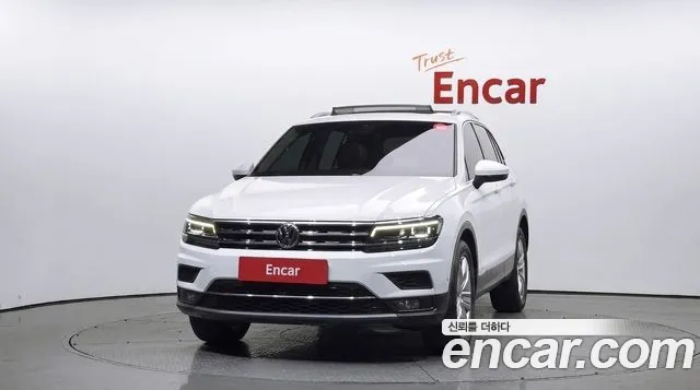 Volkswagen Tiguan 2020 thumb 3