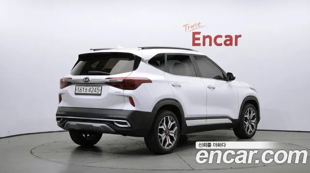 Kia Seltos 2020 thumb 2