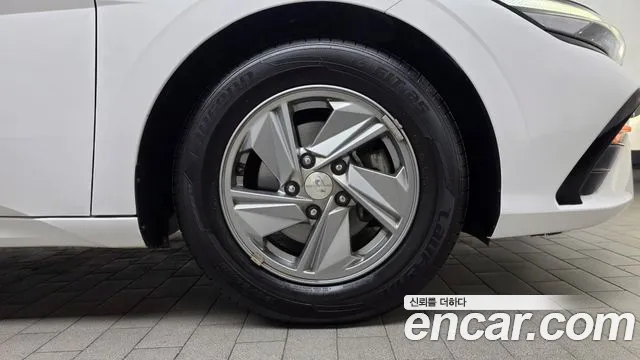 Hyundai Avante 2023 thumb 4