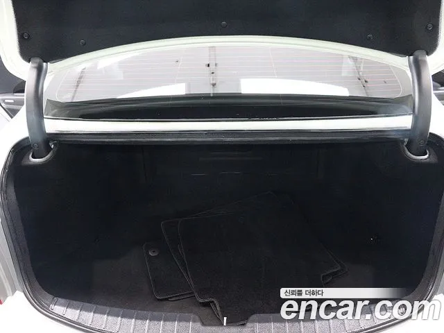 Hyundai Grandeur 2016 thumb 5