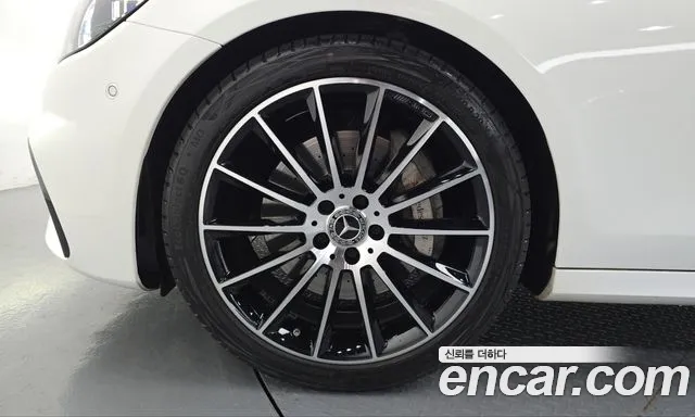 Mercedes-Benz E-Класс 2023 thumb 5