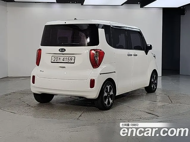 Kia Ray 2012 thumb 4