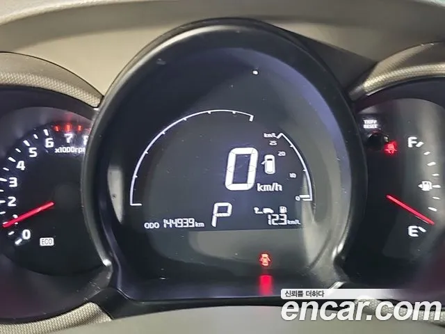 Kia Ray 2012 thumb 7